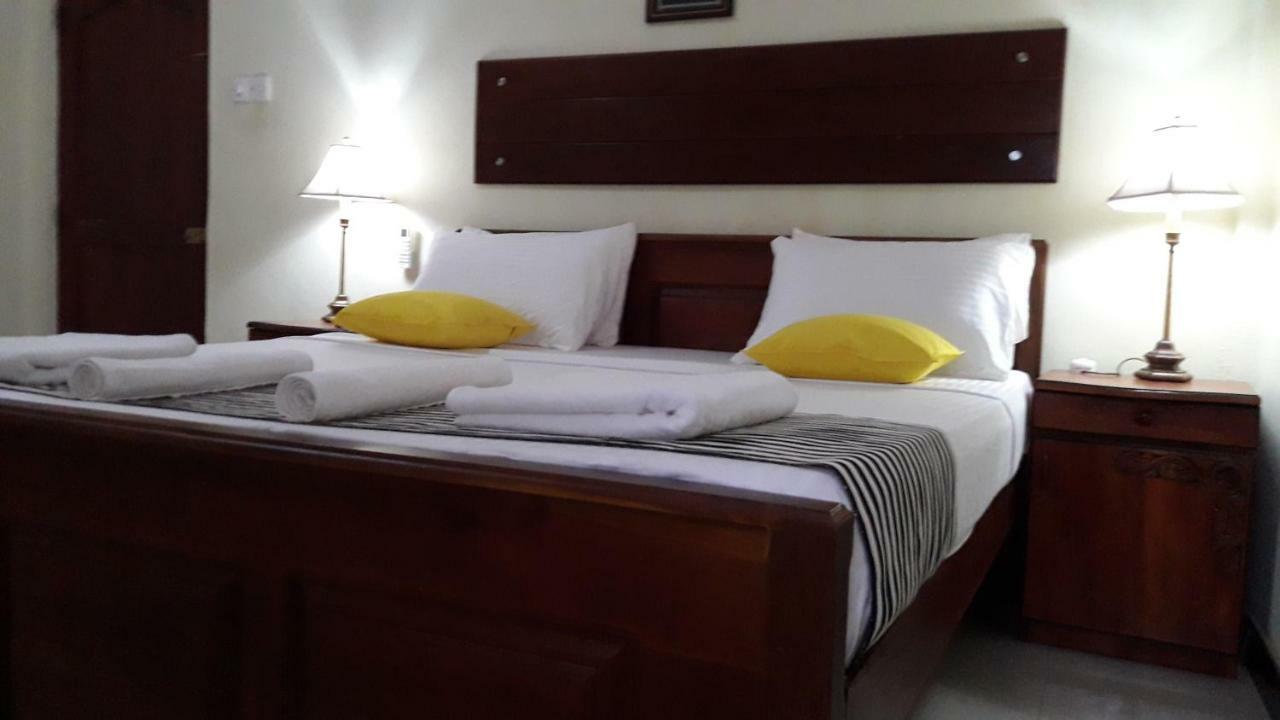 The Max Villa เนกอมโบ ภายนอก รูปภาพ